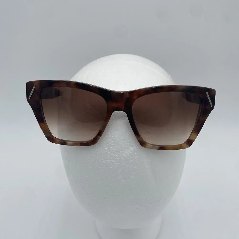 Victoria Beckham Sunglasses Square Full Rim Light Havana Tortoise VB646S 232 55